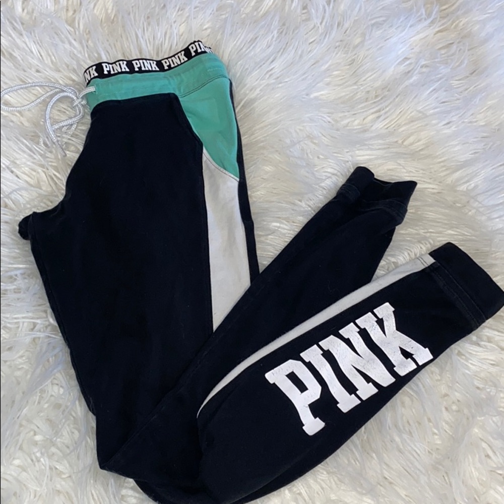 PINK Leggings